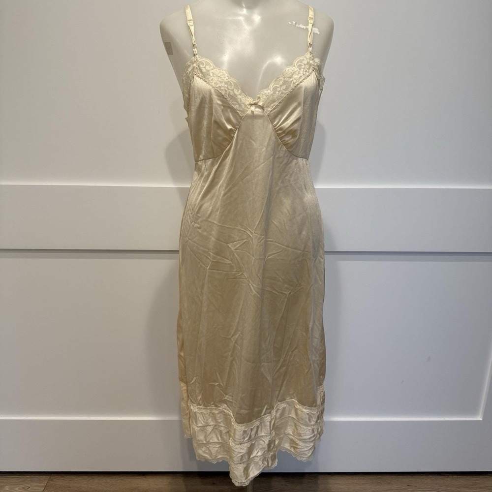 Vintage Cream Lace Slip Dress Size 36 Satin Coquette Y2K Lingerie Boudoir Style